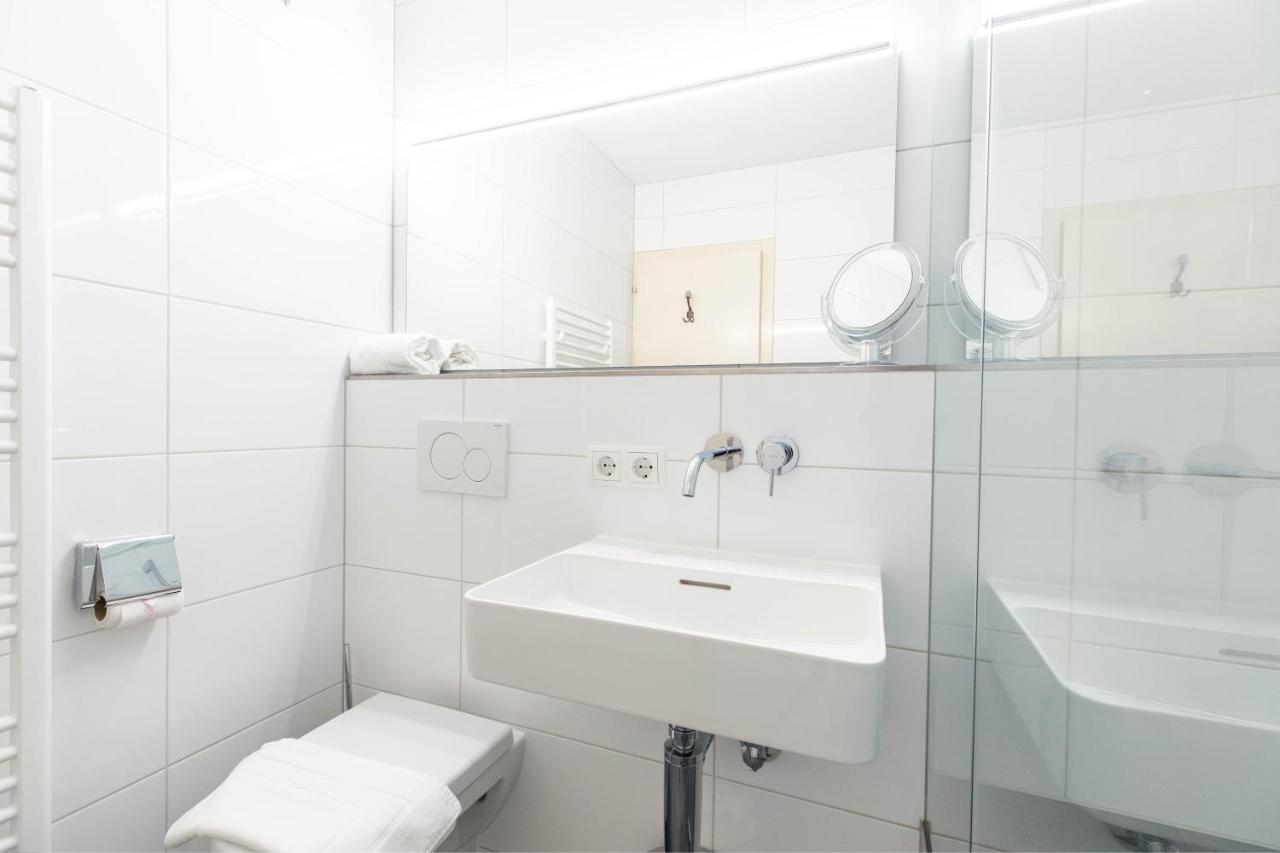 Ferienwohnung Heidi 쉬룬즈 외부 사진