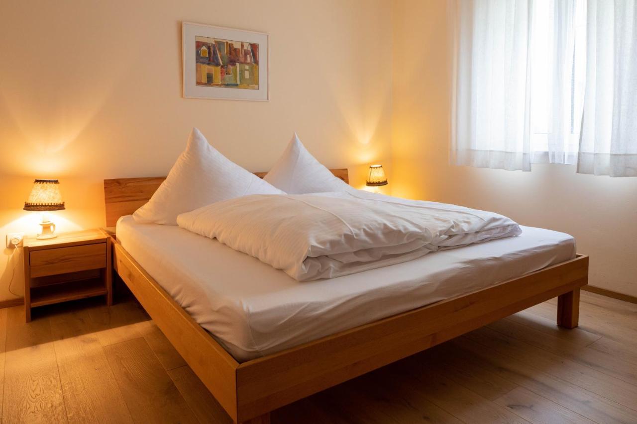 Ferienwohnung Heidi 쉬룬즈 외부 사진